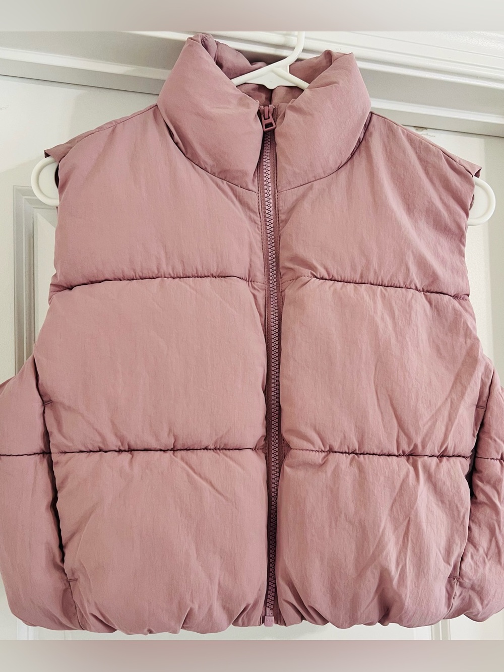 Women's pink Puffer Vest - Lightweight Quilted Vest